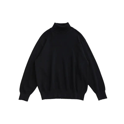 Loose Sweater with Bottoming Shirt Design